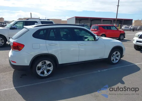 2015 BMW X1 Sdrive28I z USA, uszkodzony, nr VIN WBAVM1C55FV315327